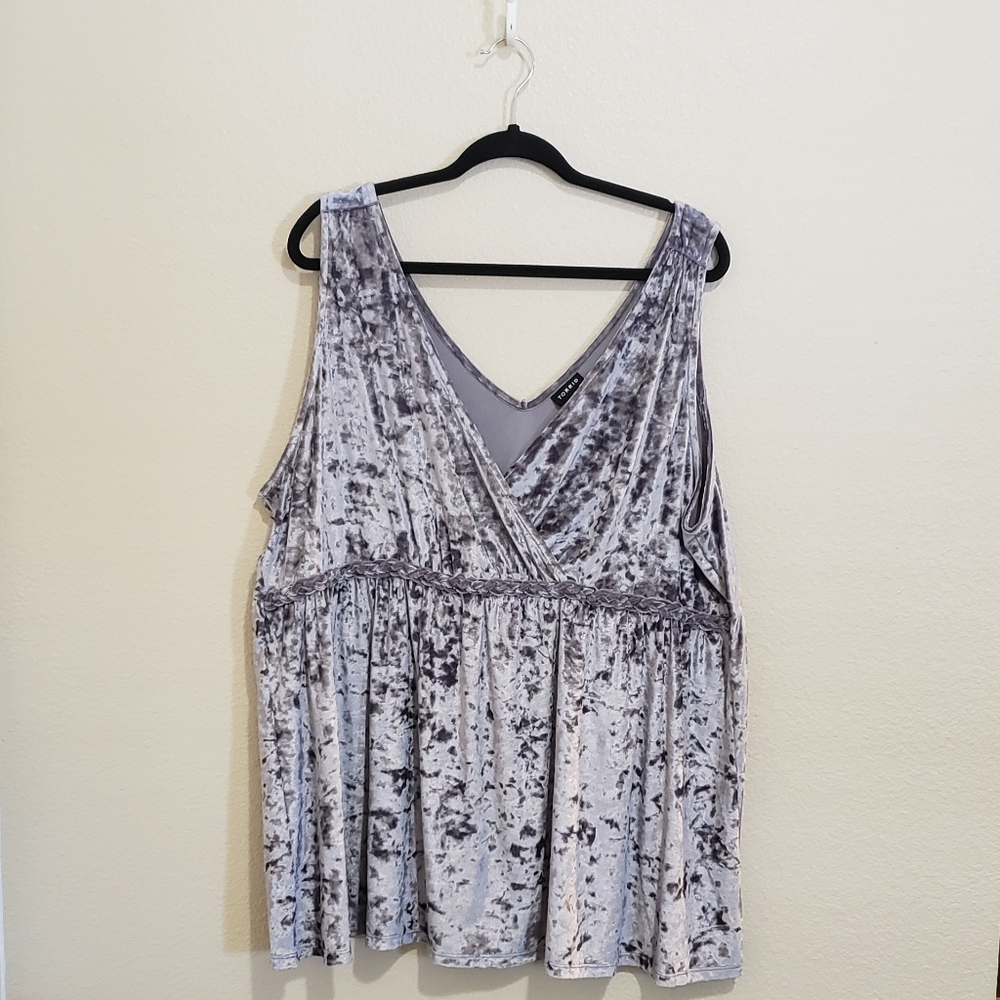 TORRID Gray Velour Sleevless Top Size 4